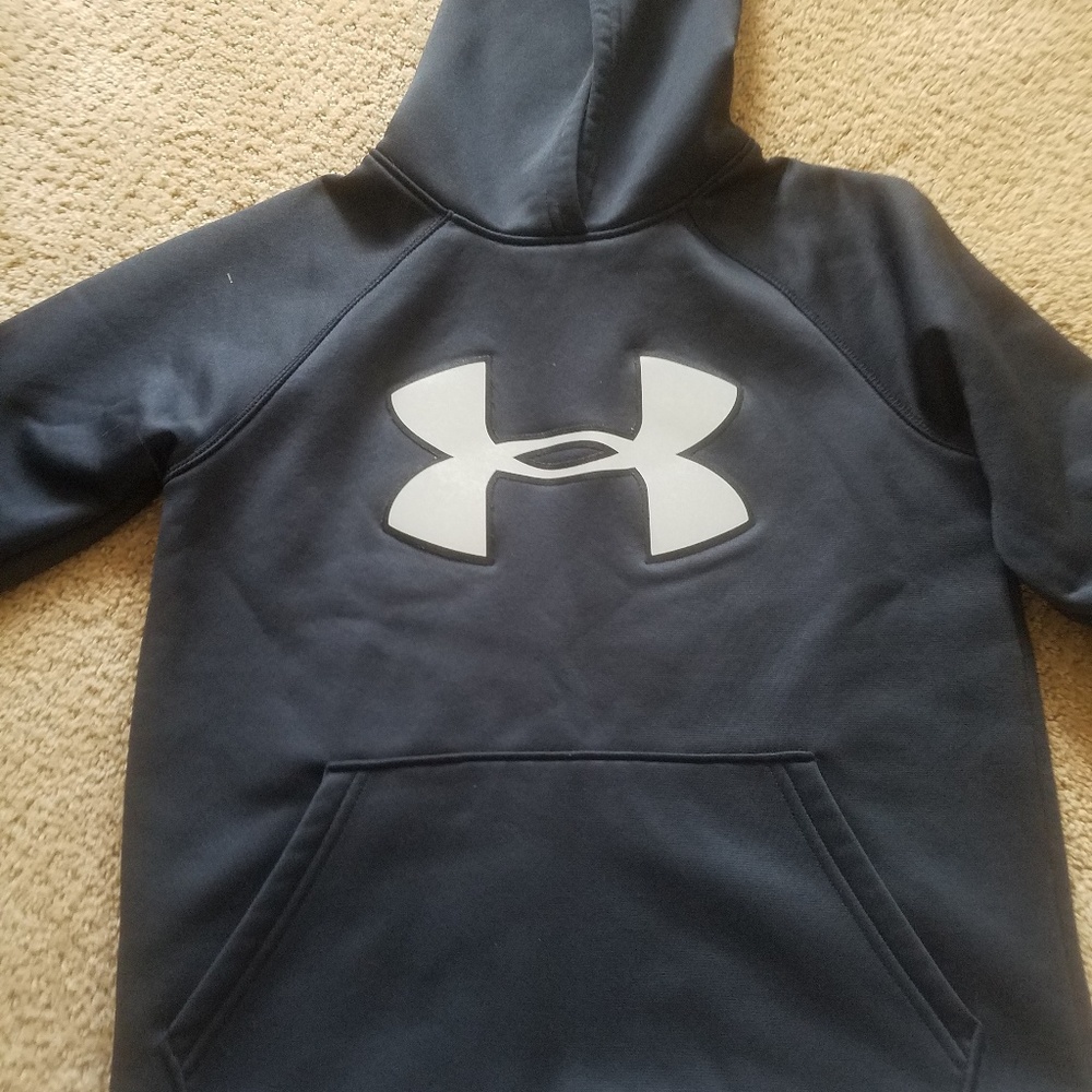 Boys under armour sweatshirt/hoody